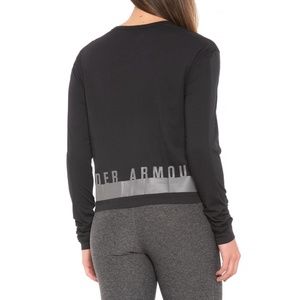 Under Armour Favorite Mesh Workout T-Shirt      5H